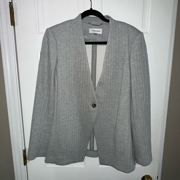 🤍 Calvin Klein Women’s Gray One-Button Blazer 🤍 - Picture 3 of 6